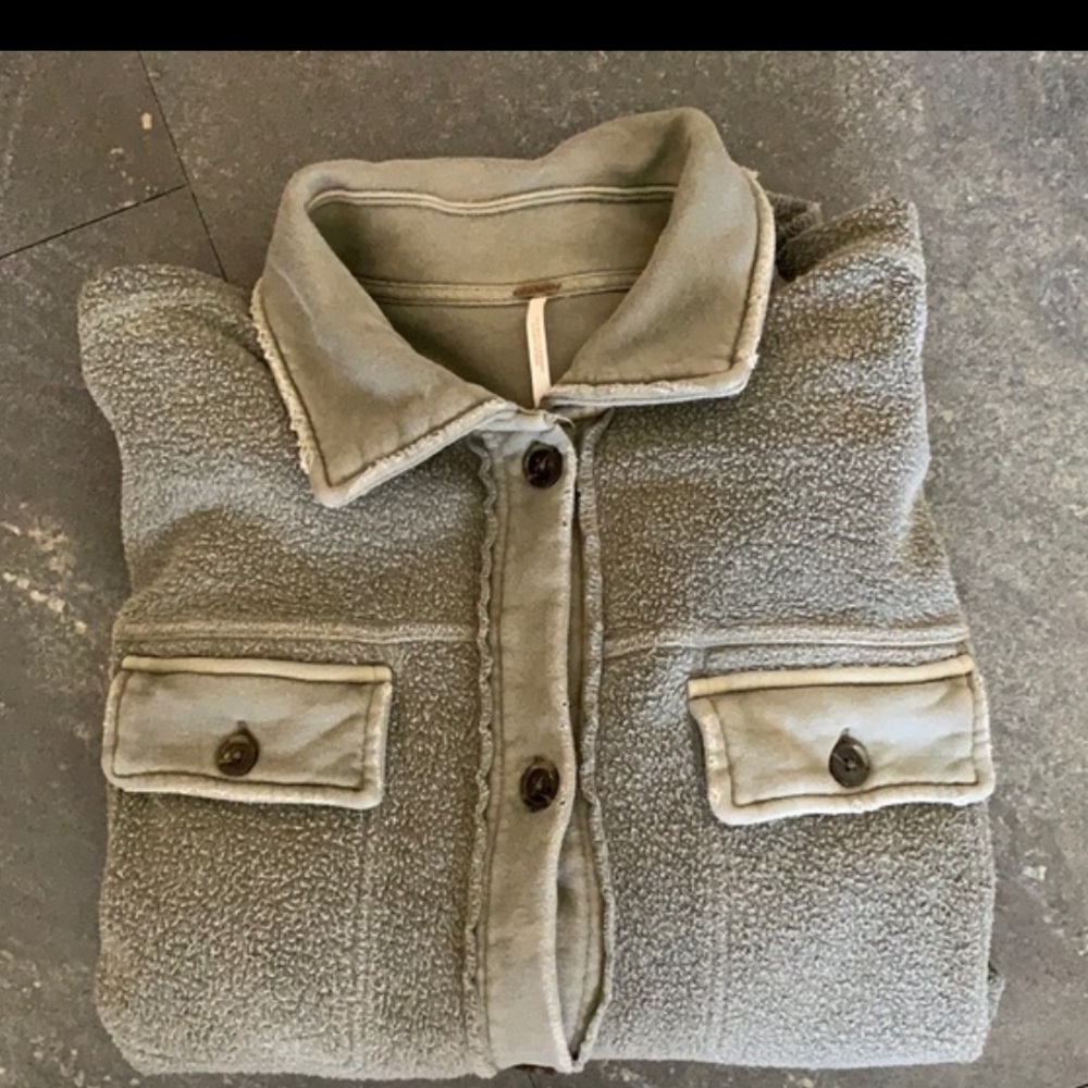 Free People sold out Ruby Jacket Olive like new size S fleece cozy sweatshirt - Picture 5 of 5